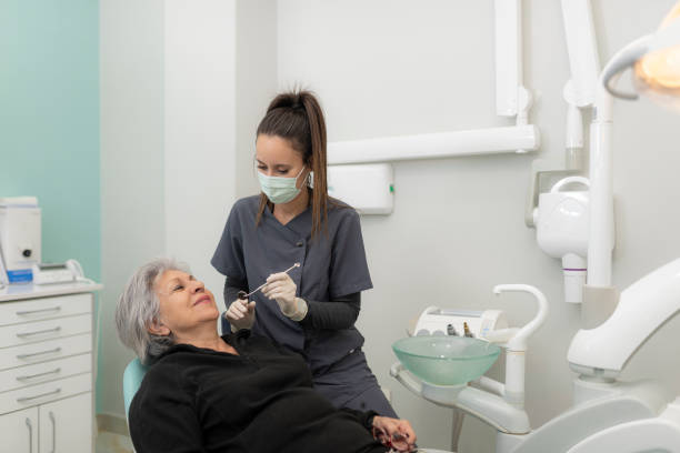 Best Emergency Tooth Extraction in Nuevo, CA